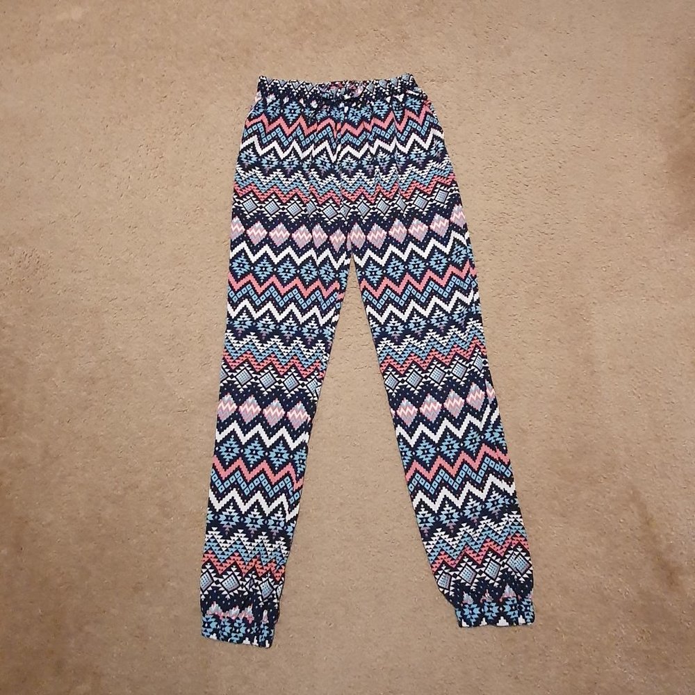 ❤Donating 8/31❤ Girls Patterned Parachute Pants